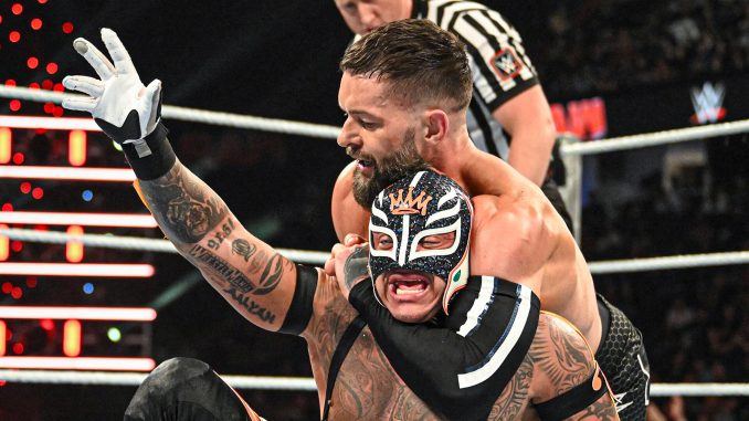 Finn Bálor destroza a Rey Mysterio camino a enfrentar Damian Priest en Atlanta