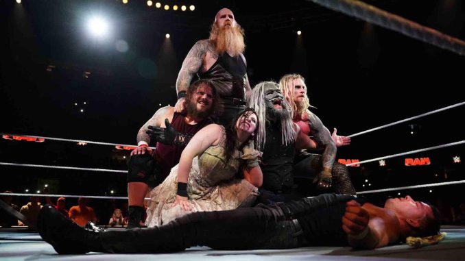 The Wyatt Sicks derrotan a American Made en un caótico Street Fight