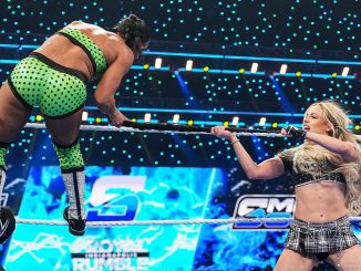 Liv Morgan le entrega la victoria a Nia Jax & Candice LeRae sobre Rhea Ripley, Bianca Belair & Naomi