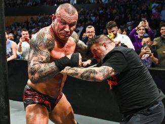 Randy Orton no tiene piedad de Carmelo Hayes y desvanece las intenciones de Kevin Owens en Barcelona