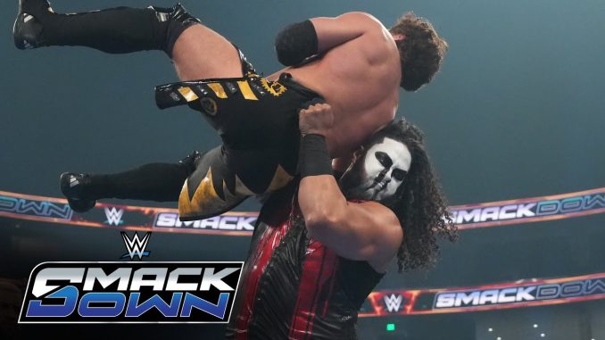 El MFT de Solo Sikoa sigue causando terror en la El MFT de Solo Sikoa sigue causando terror en la División en Parejas de SmackDown